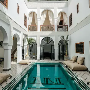 Casa de hóspedes Nayanour
